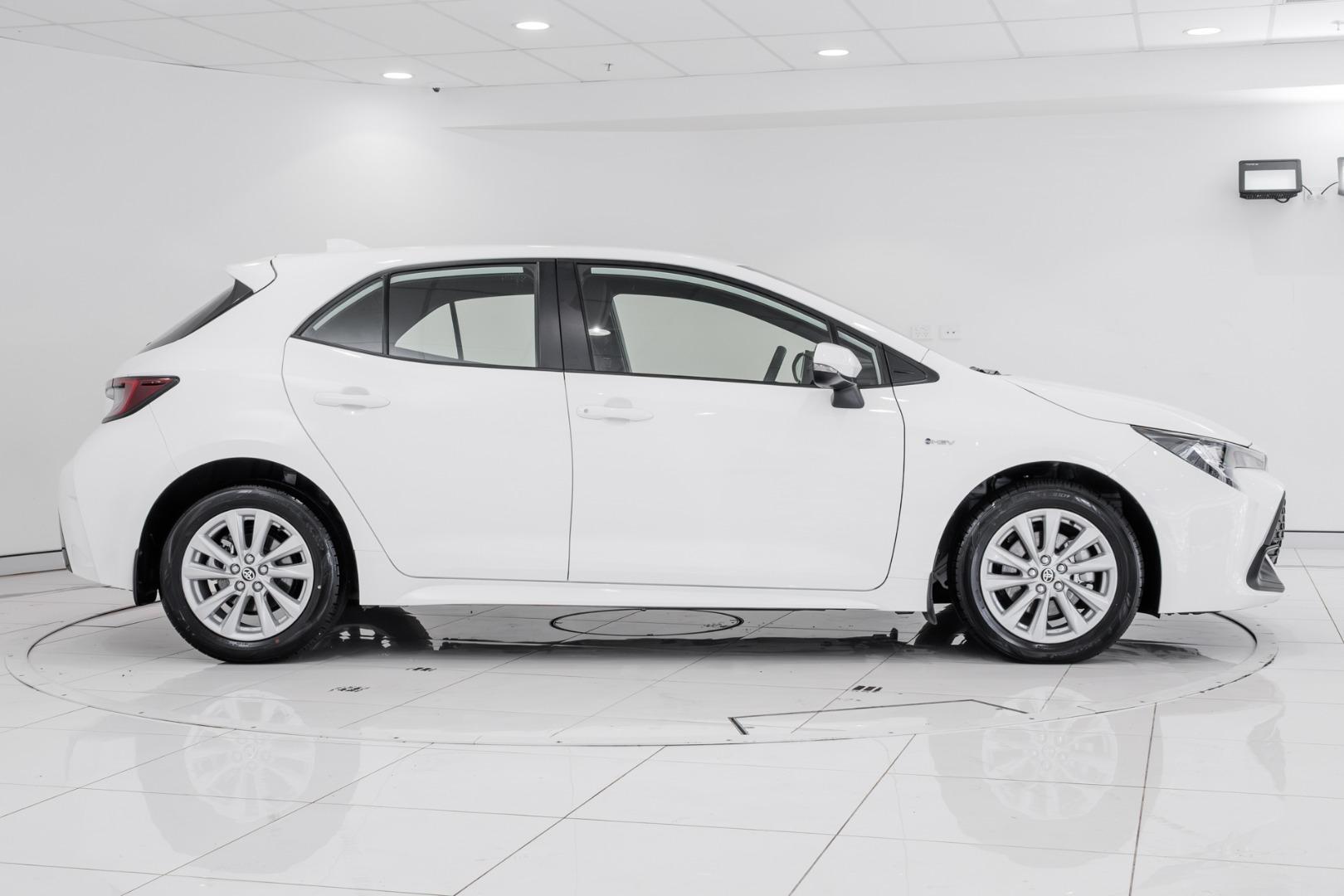 2025 Toyota Corolla Ascent Sport in White