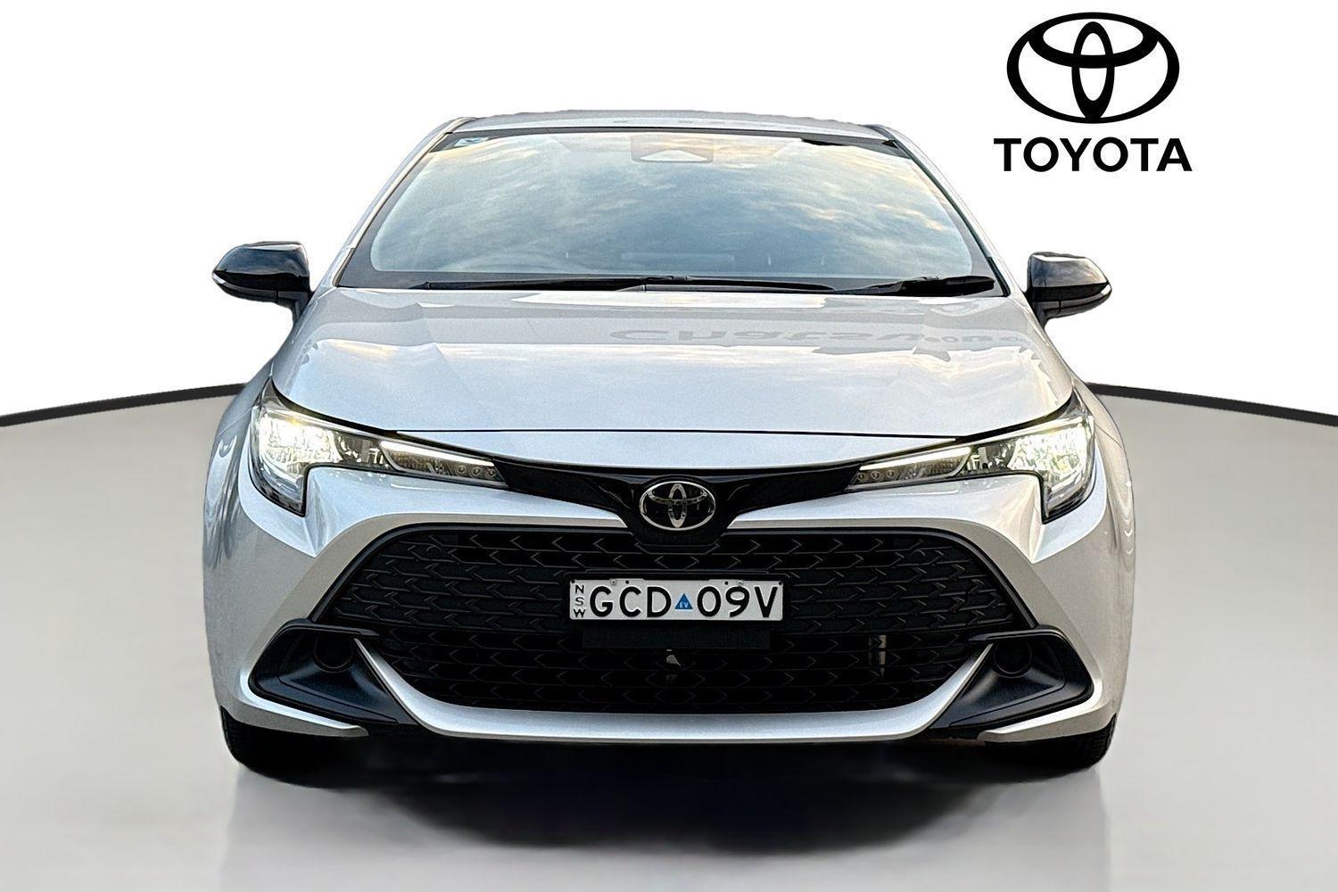 2025 Toyota Corolla Ascent Sport in Silver