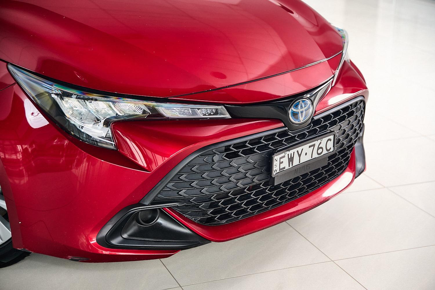 2022 Toyota Corolla Ascent Sport in Red