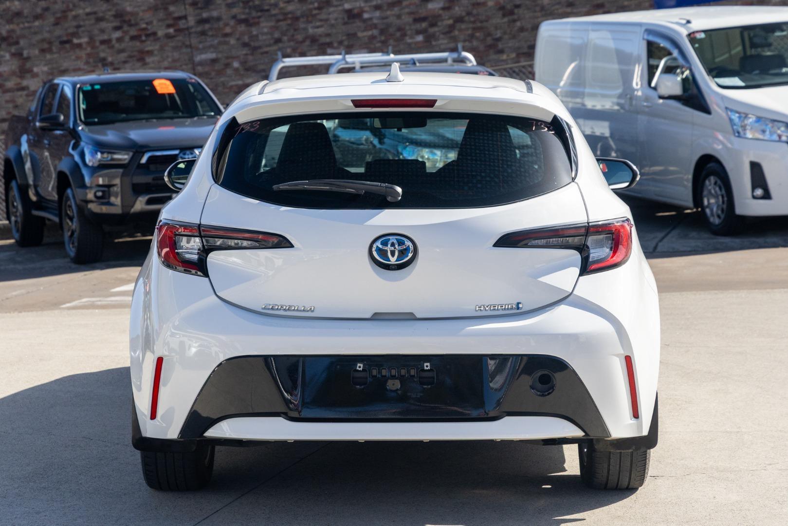 2023 Toyota Corolla Ascent Sport in White