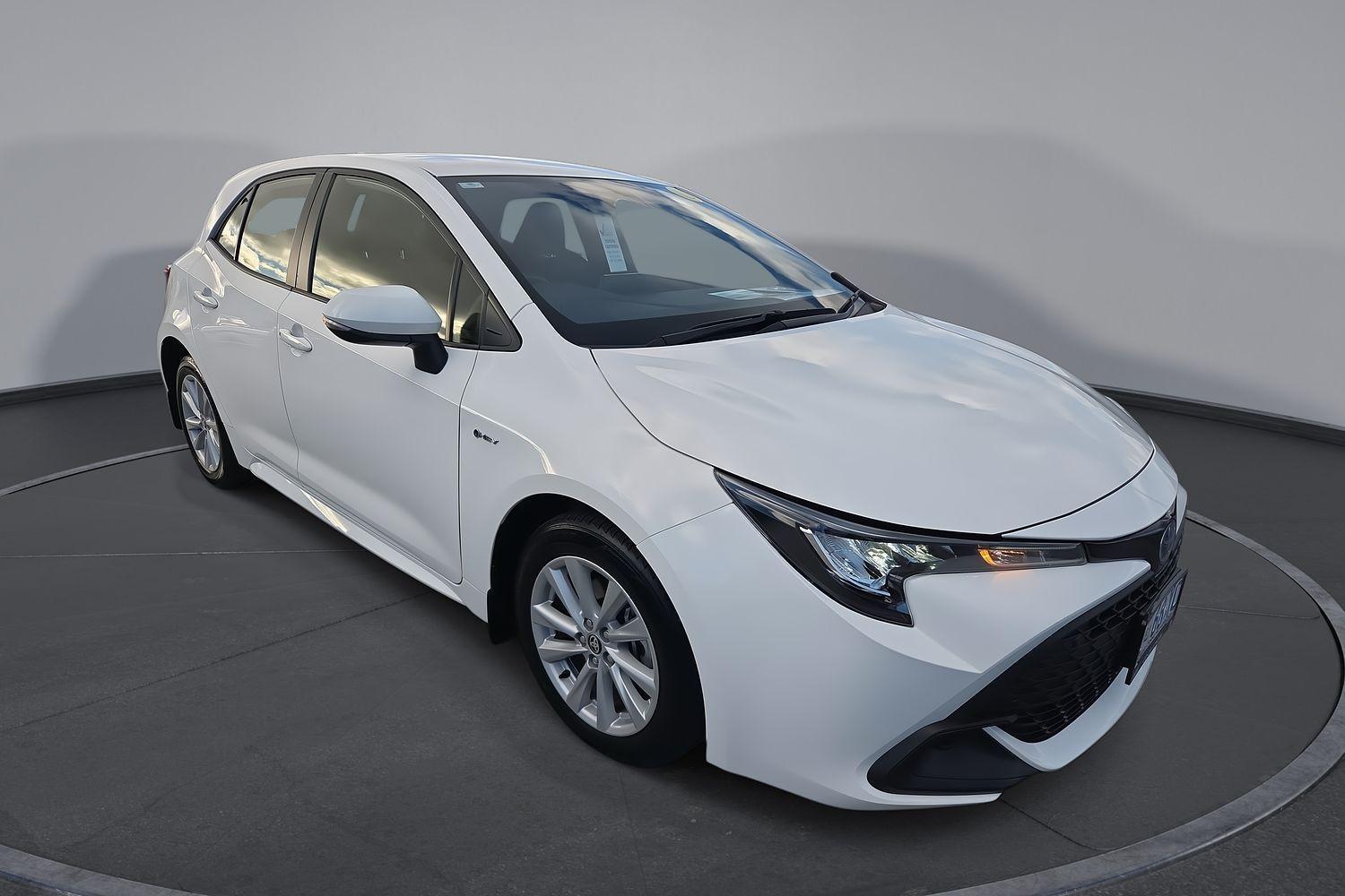 2024 Toyota Corolla Ascent Sport in White