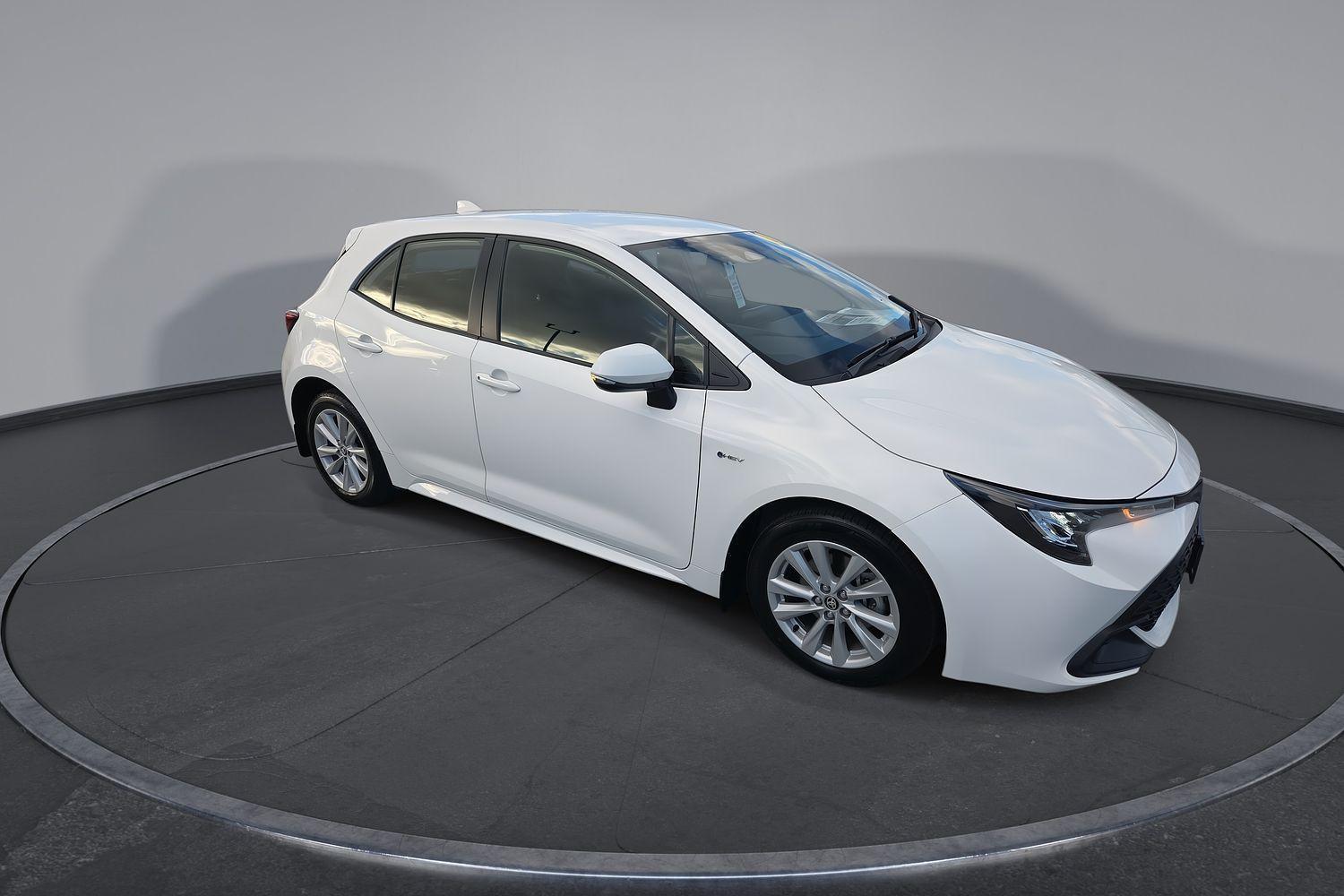 2024 Toyota Corolla Ascent Sport in White