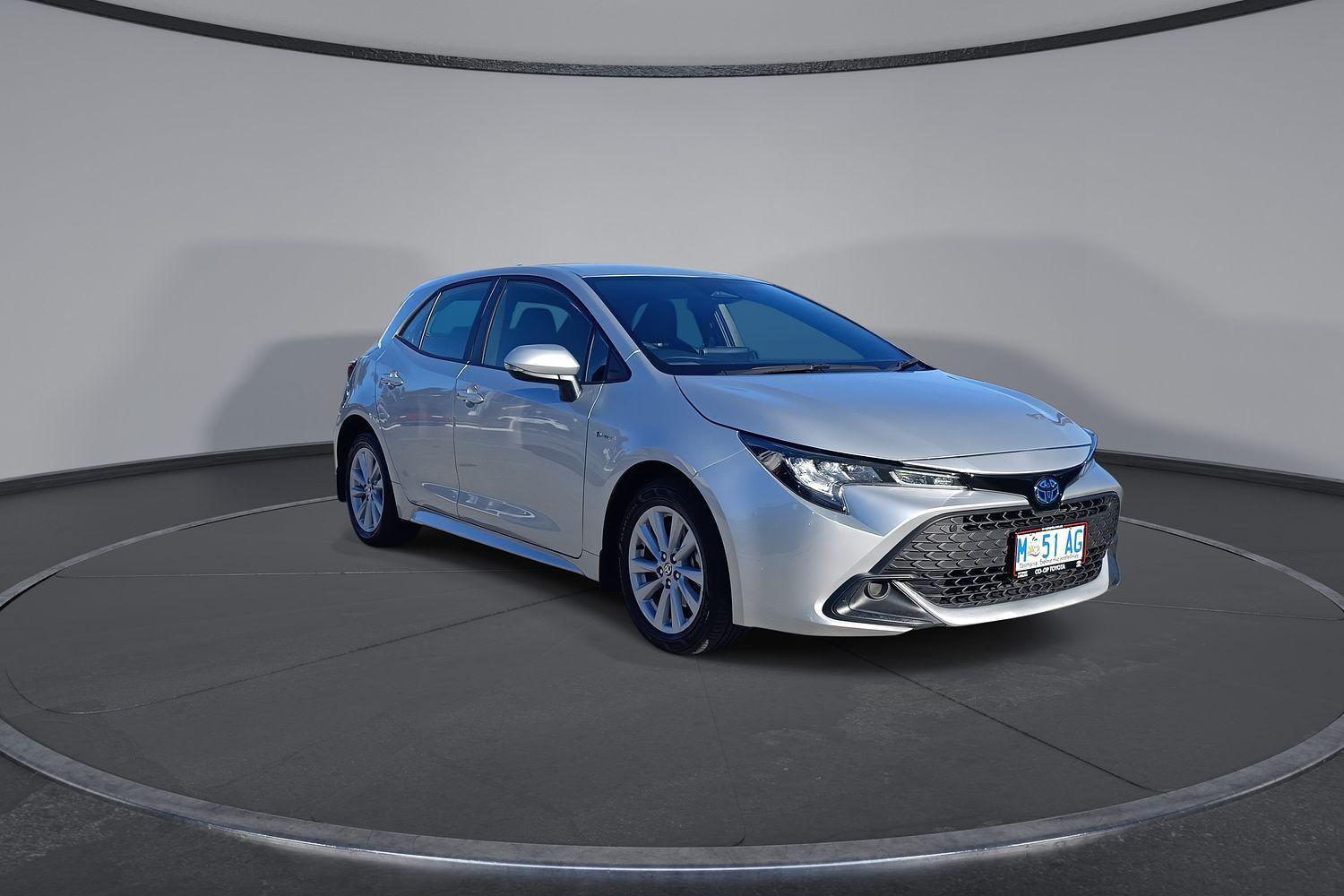 2024 Toyota Corolla Ascent Sport in Silver