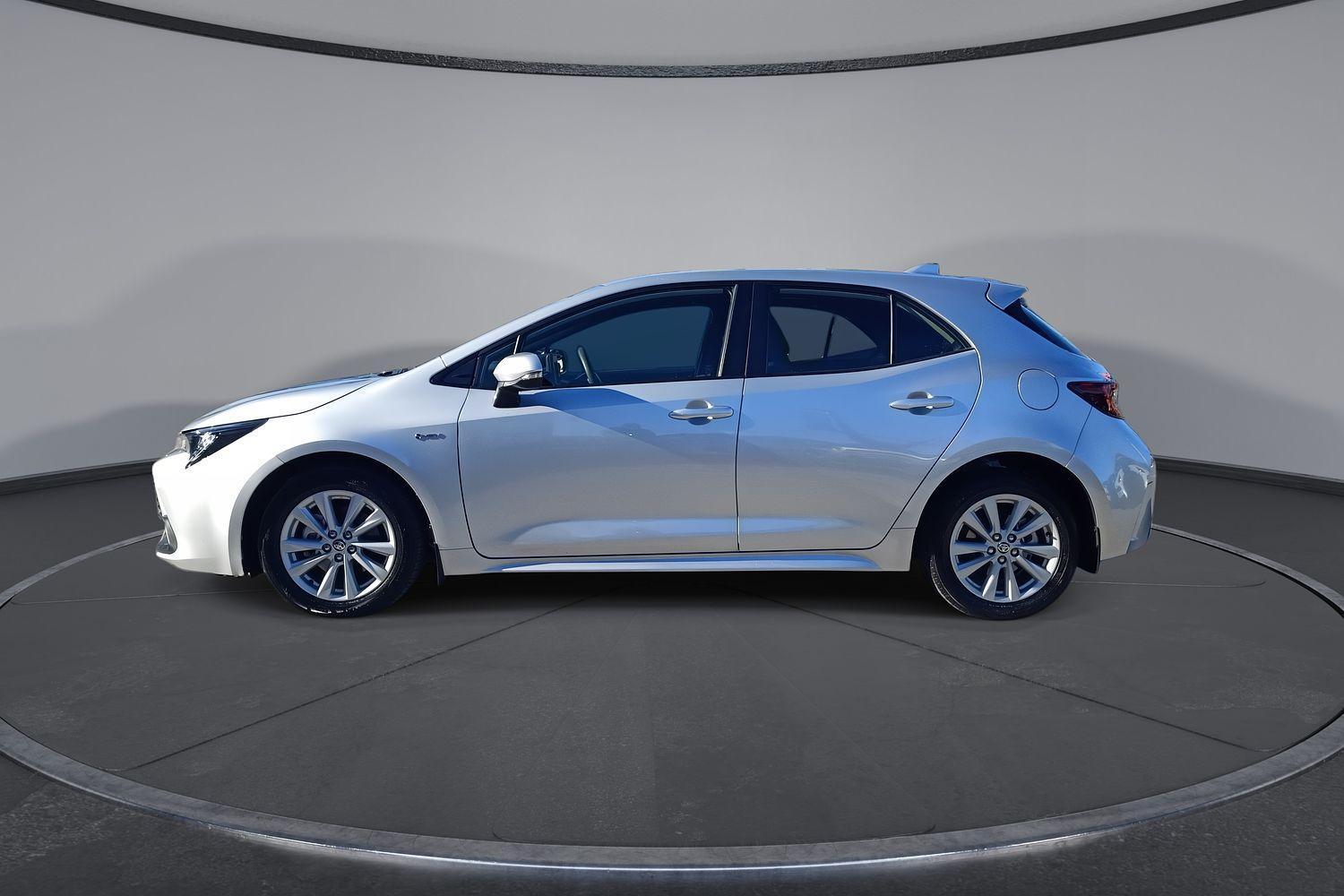 2024 Toyota Corolla Ascent Sport in Silver