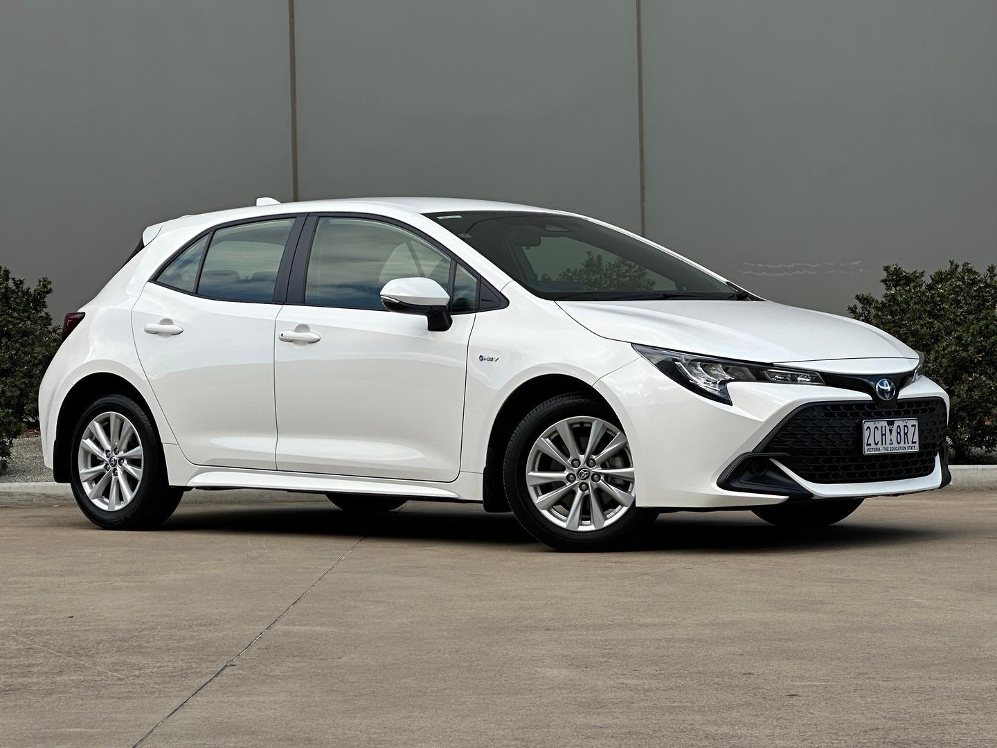 2025 Toyota Corolla Ascent Sport in White