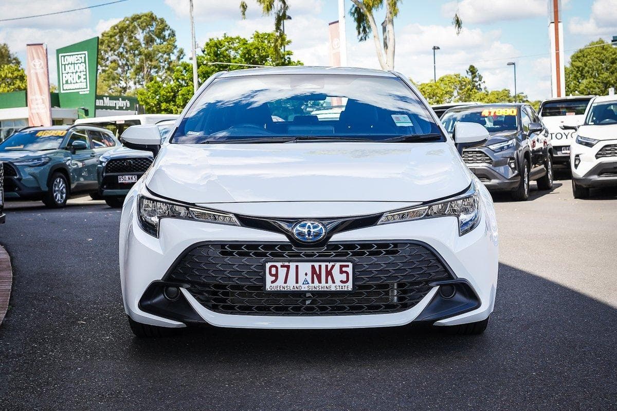 2025 Toyota Corolla Ascent Sport in White