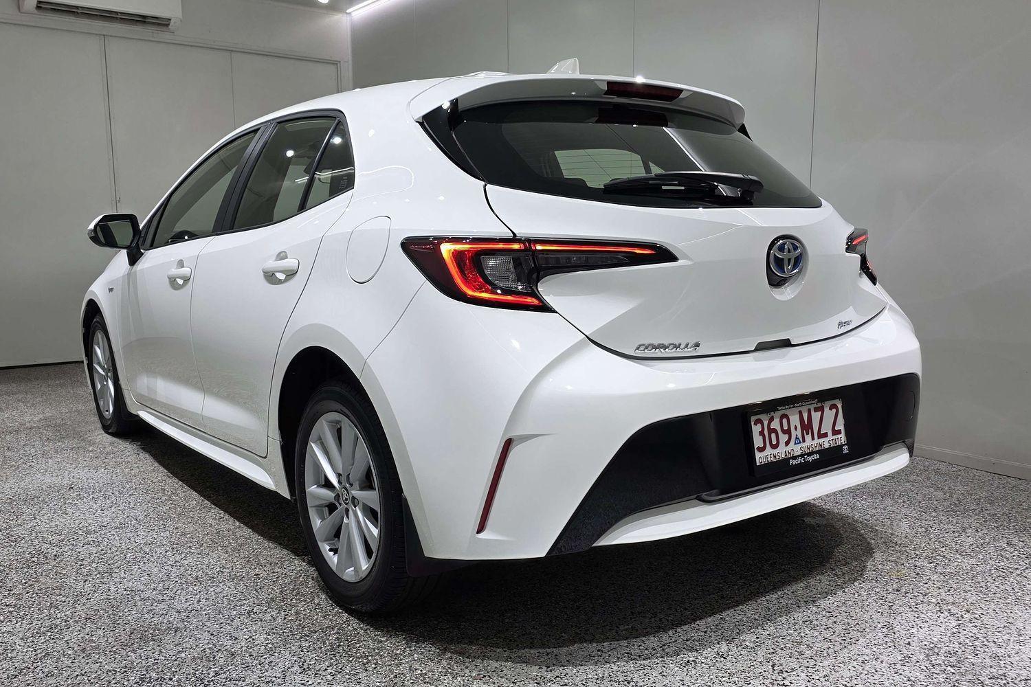 2025 Toyota Corolla Ascent Sport in White