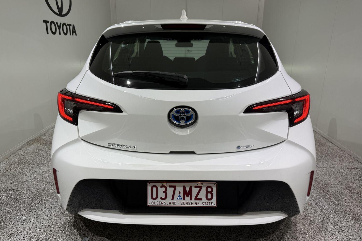 2025 Toyota Corolla Ascent Sport in White