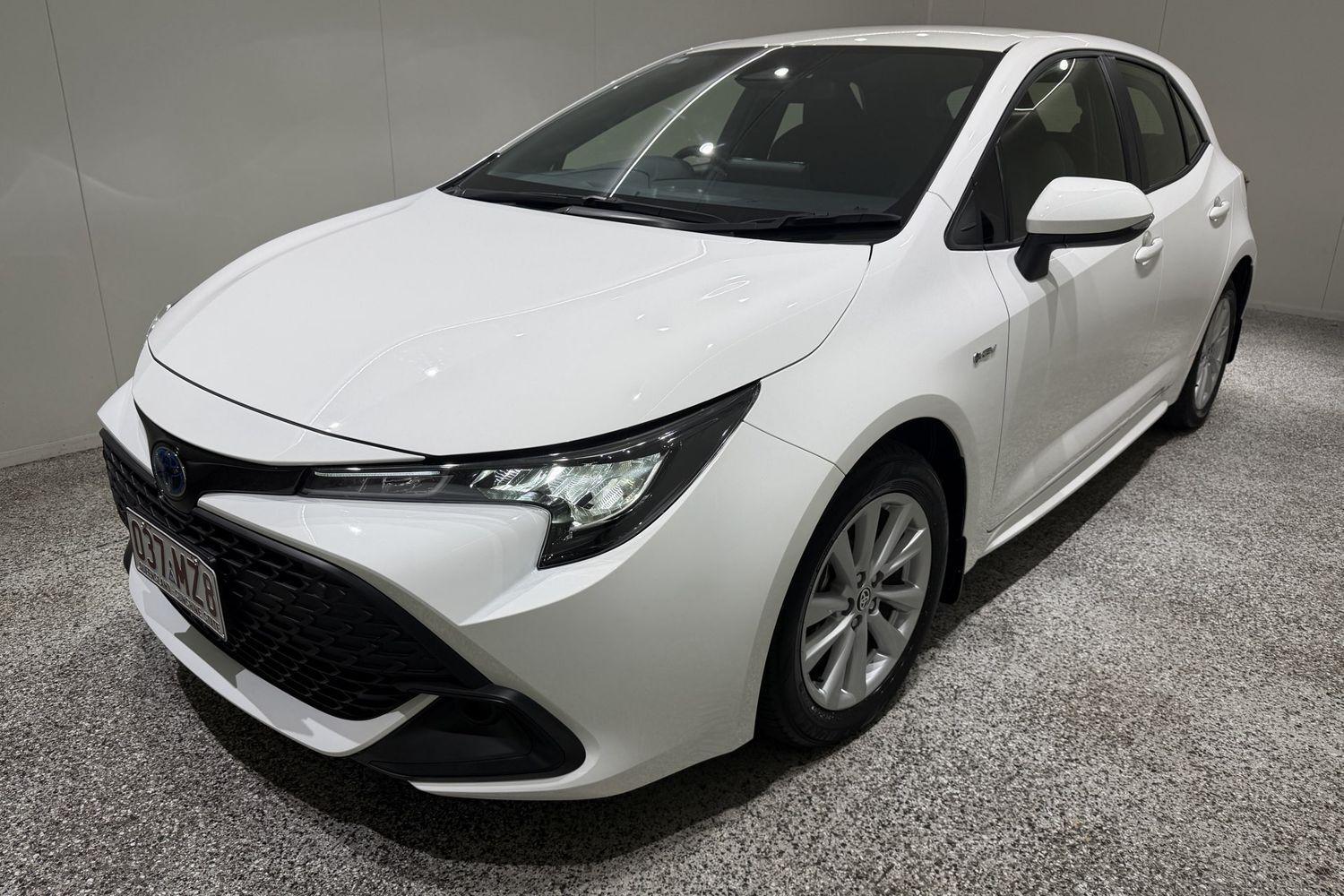 2025 Toyota Corolla Ascent Sport in White