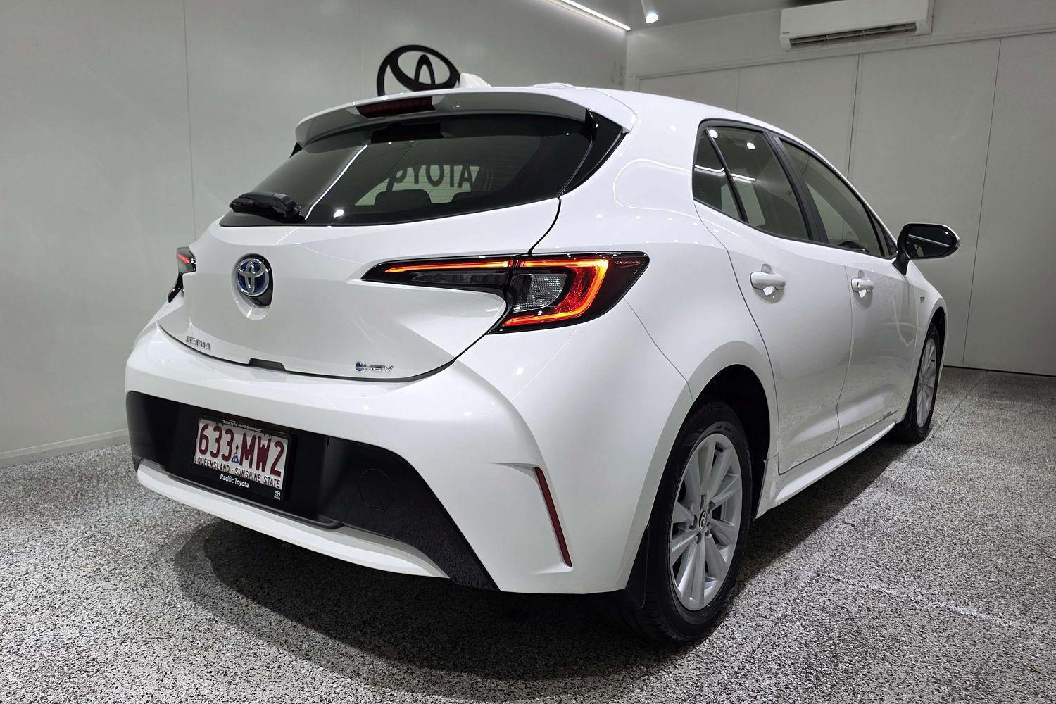 2025 Toyota Corolla Ascent Sport in White