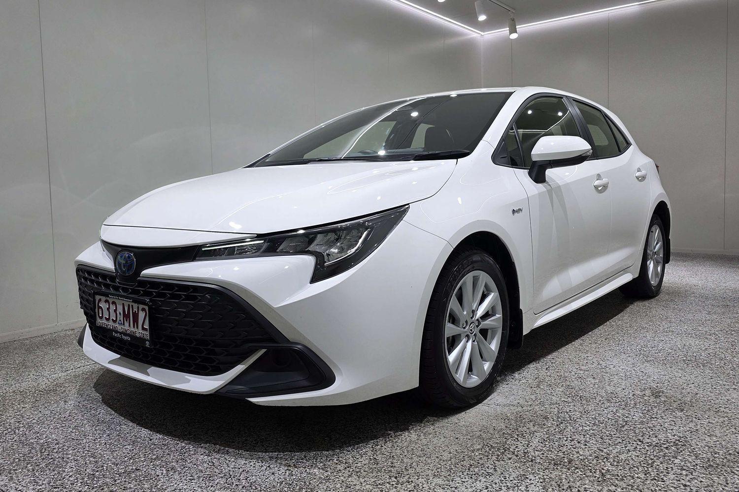 2025 Toyota Corolla Ascent Sport in White