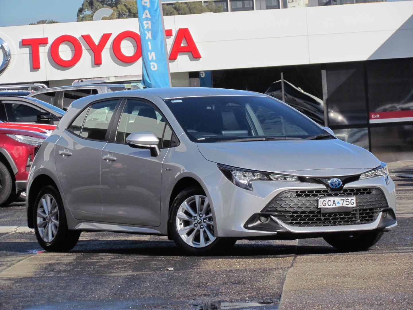 2025 Toyota Corolla Ascent Sport in Silver