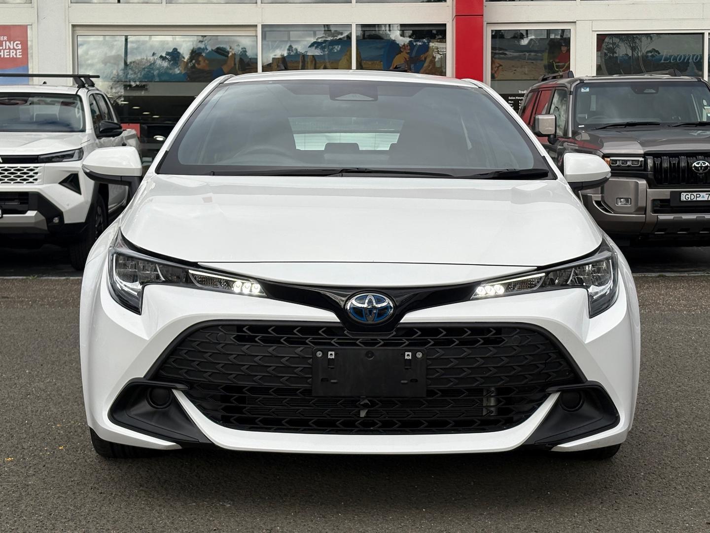 2025 Toyota Corolla Ascent Sport in White