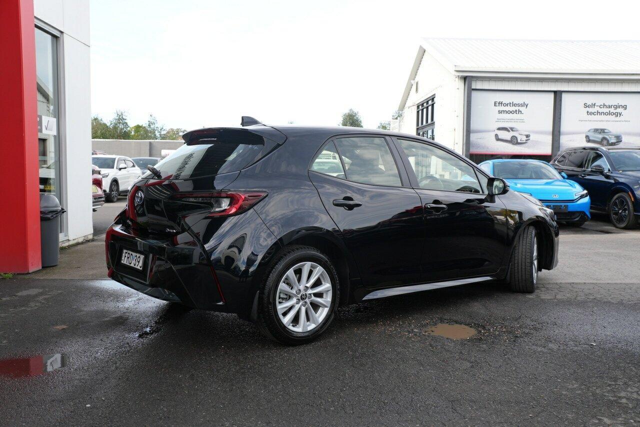 2025 Toyota Corolla Ascent Sport in Black