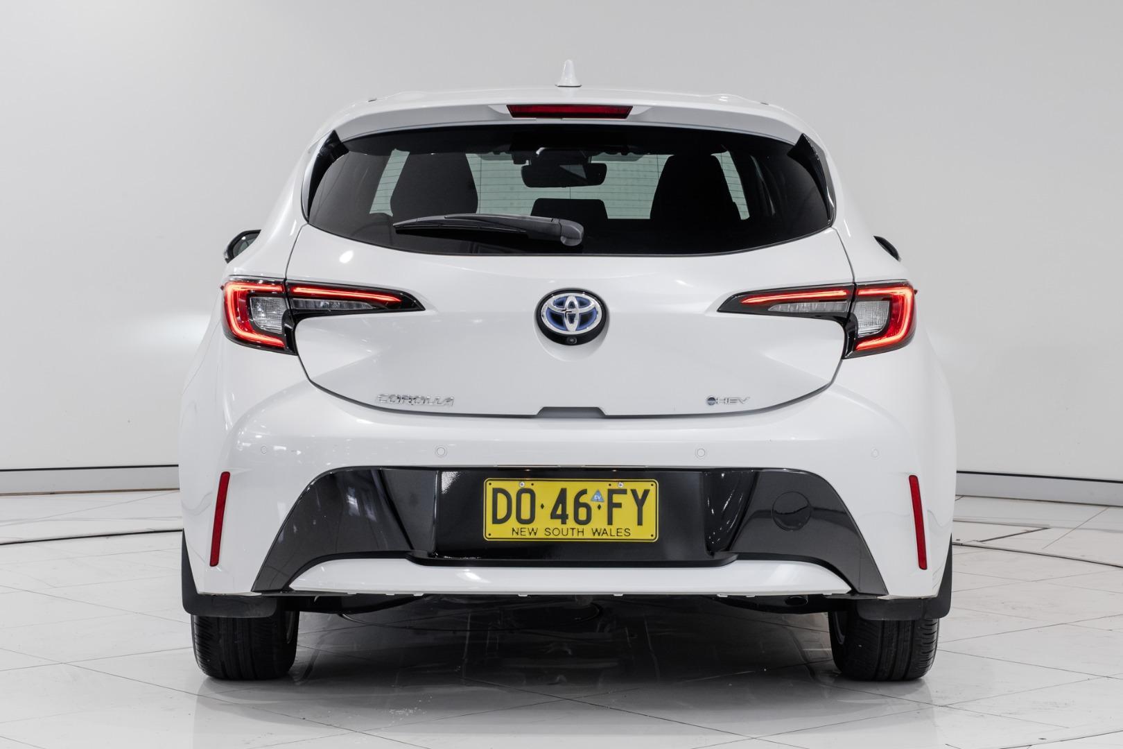 2025 Toyota Corolla SX in White