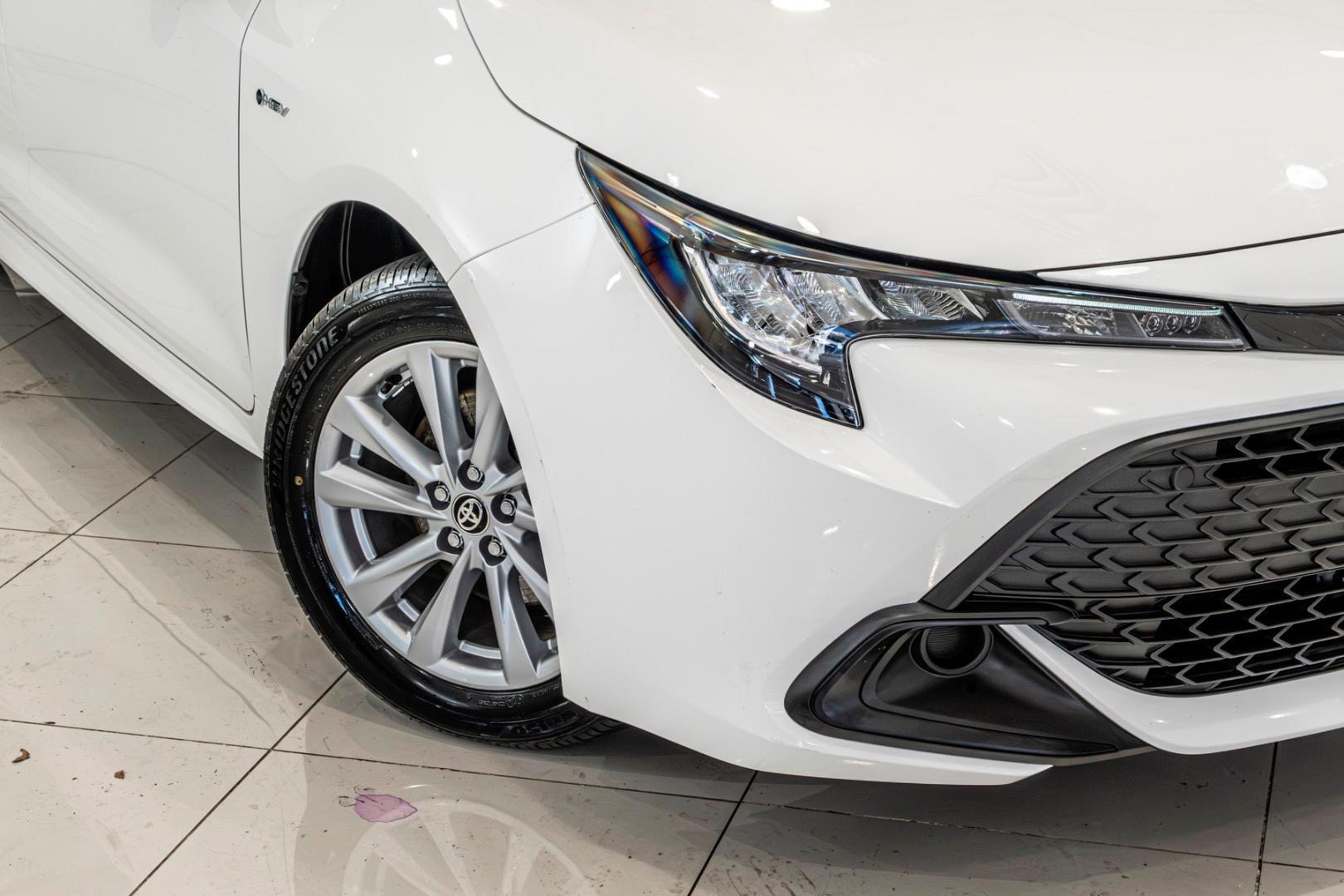 2025 Toyota Corolla Ascent Sport in White