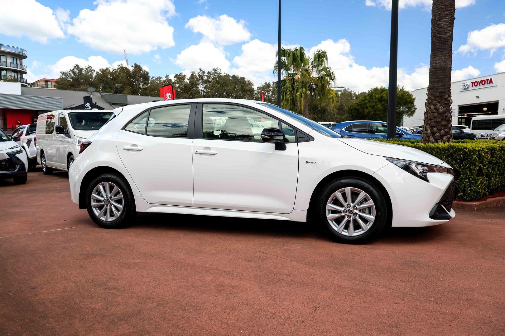 2025 Toyota Corolla Ascent Sport in White