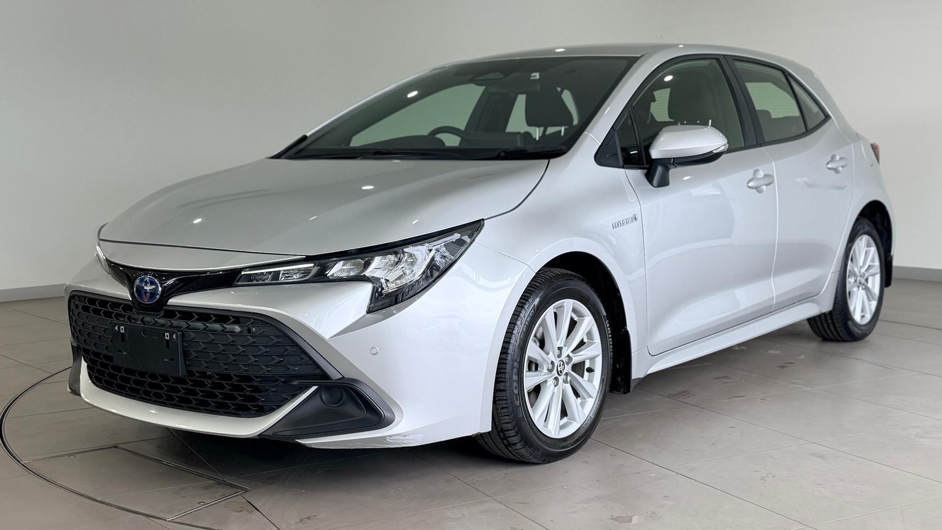 2022 Toyota Corolla Ascent Sport in Silver