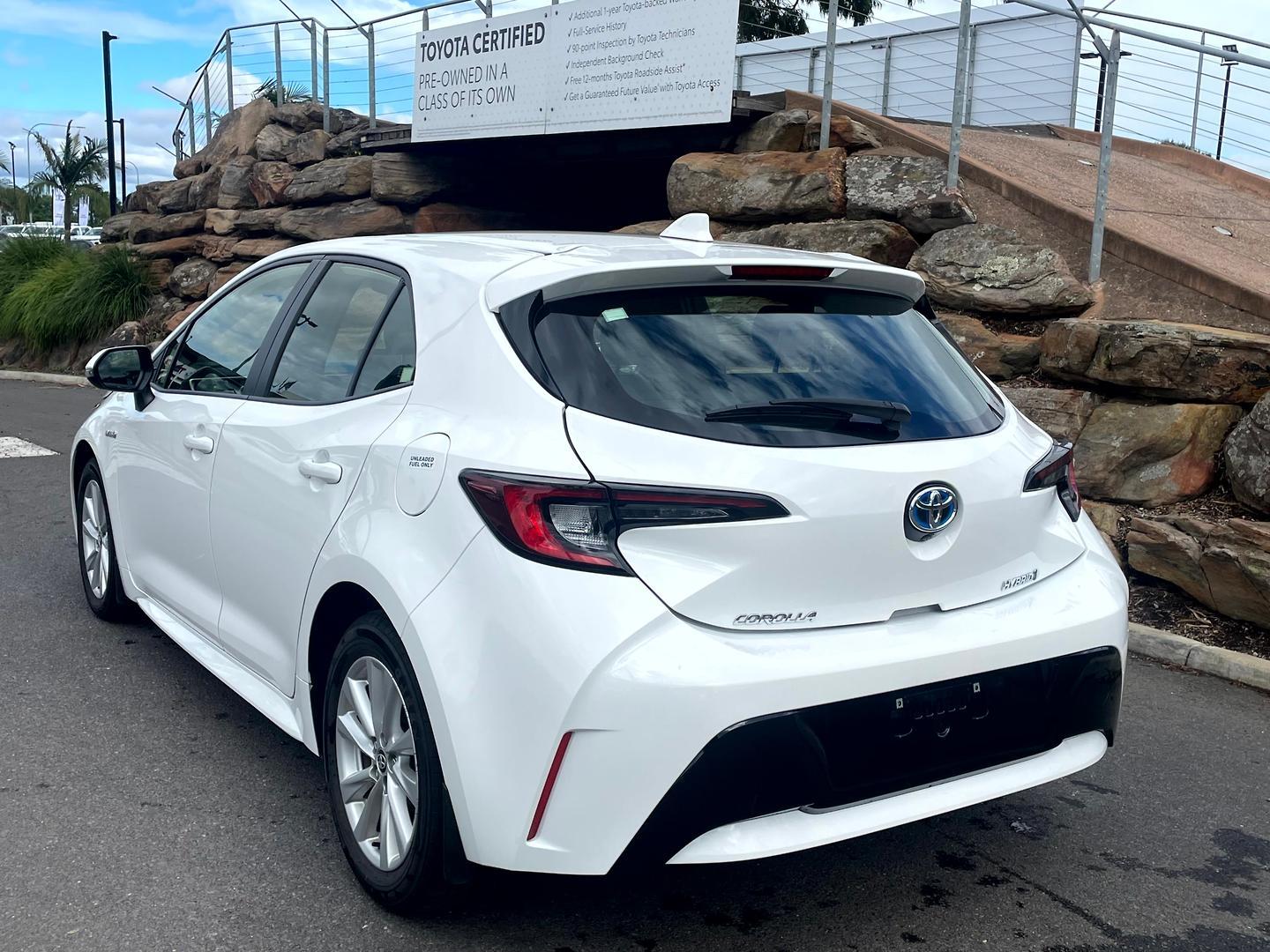 2023 Toyota Corolla Ascent Sport in White