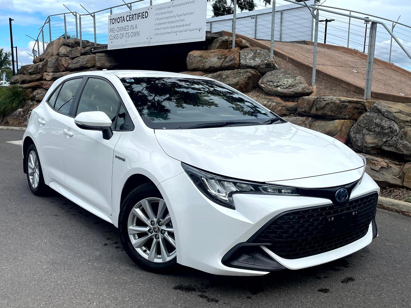 2023 Toyota Corolla Ascent Sport in White