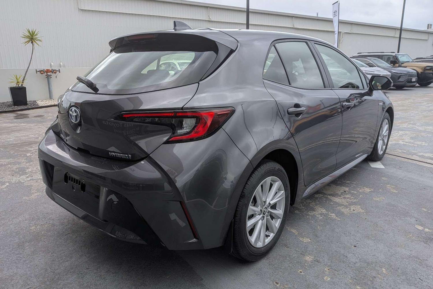 2023 Toyota Corolla Ascent Sport in Silver