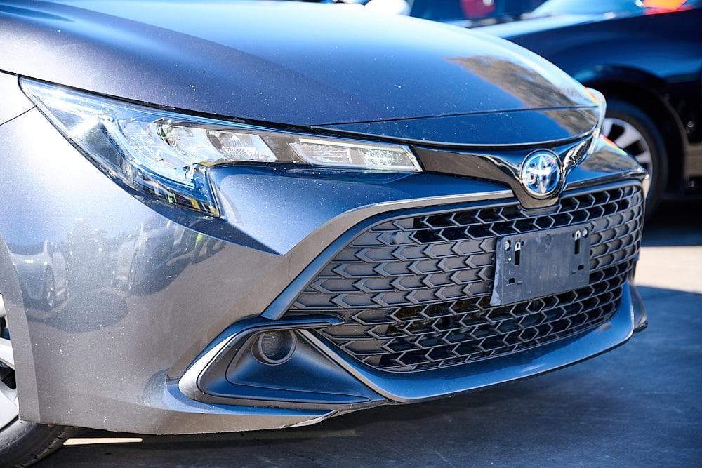2023 Toyota Corolla Ascent Sport in Silver