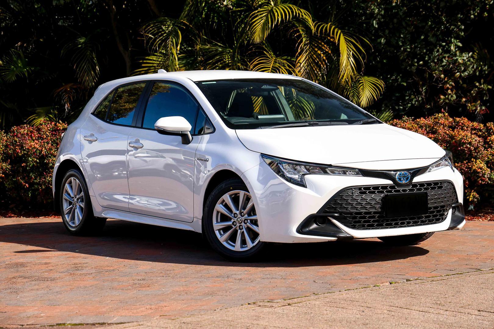 2023 Toyota Corolla Ascent Sport in White