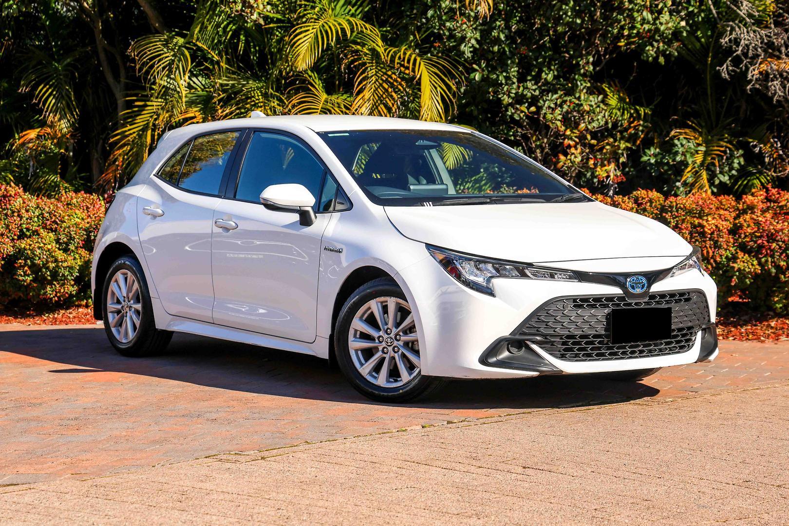 2023 Toyota Corolla Ascent Sport in White