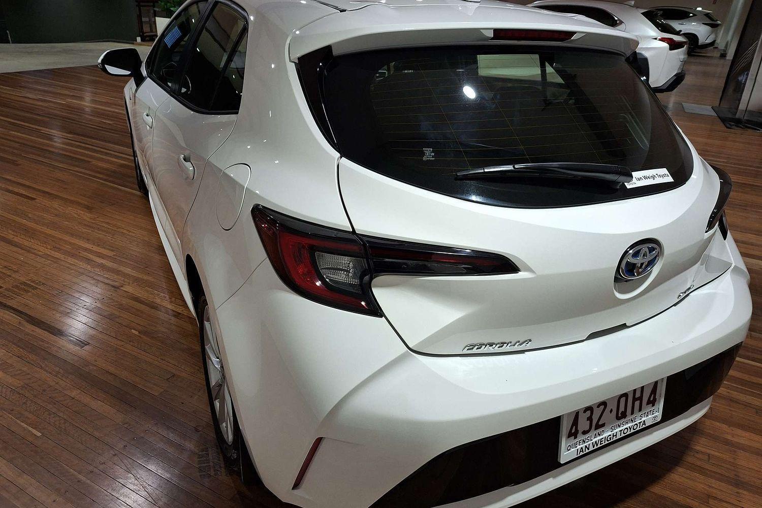 2024 Toyota Corolla Ascent Sport in White