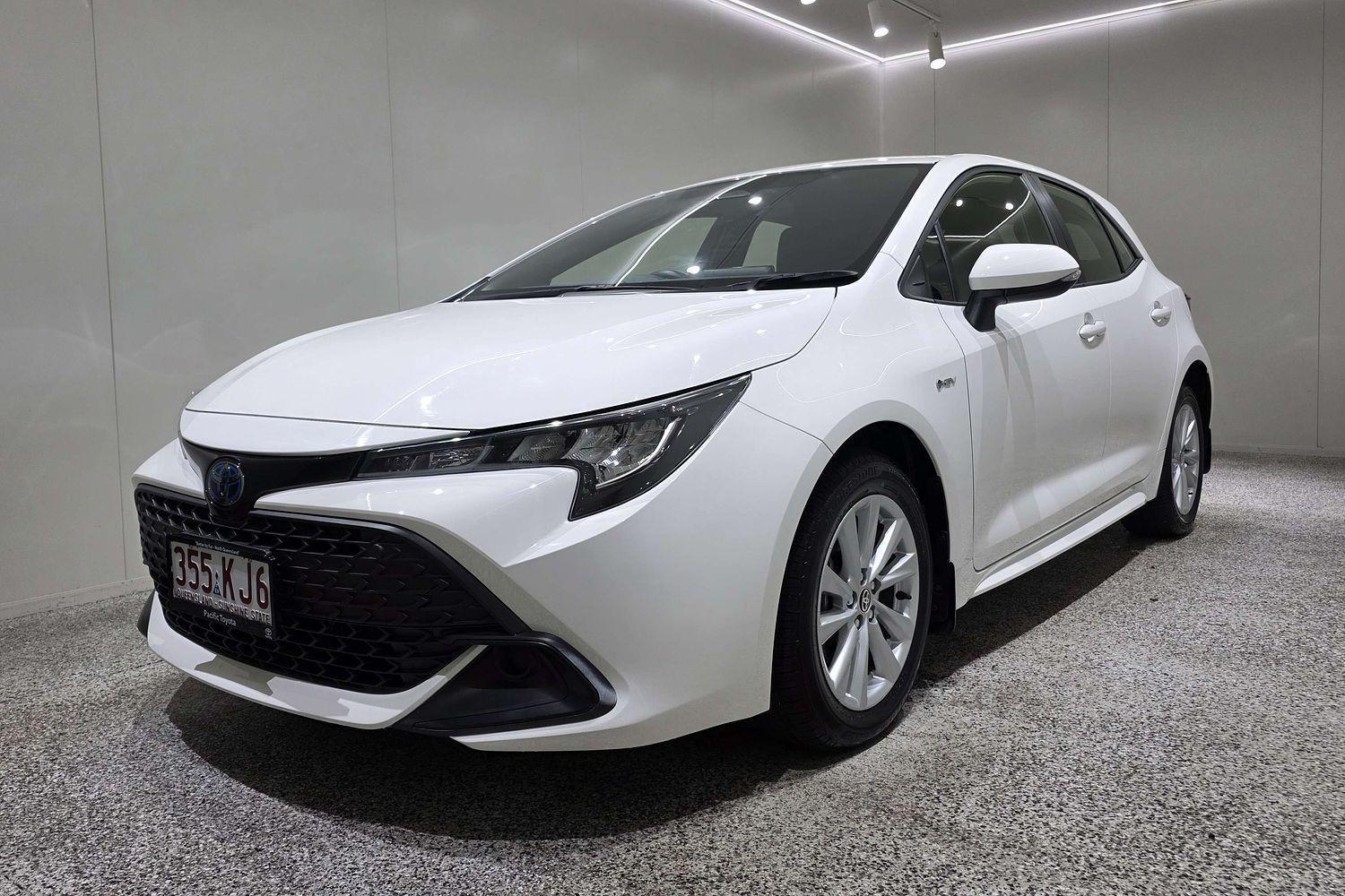 2024 Toyota Corolla Ascent Sport in White