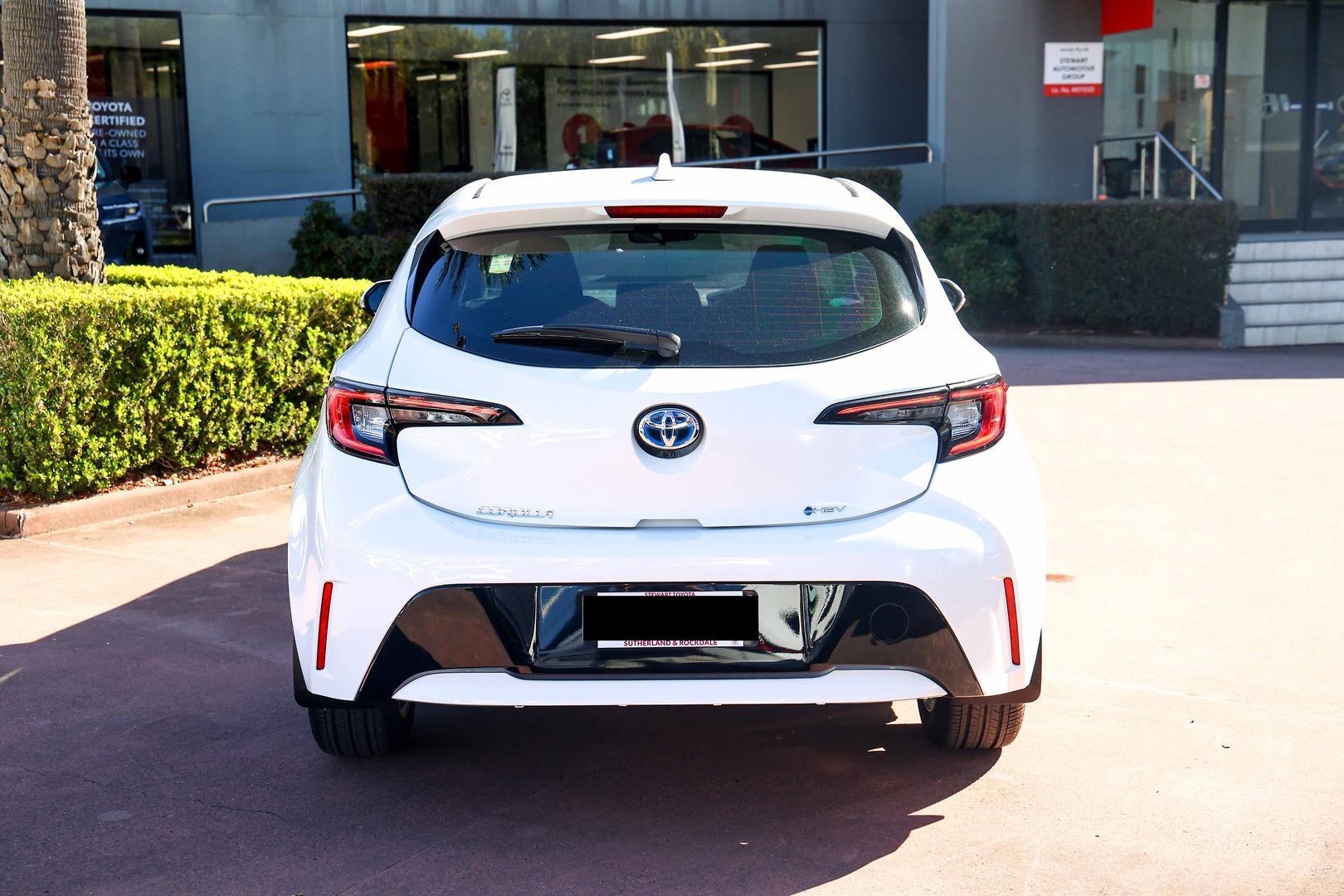 2024 Toyota Corolla Ascent Sport in White