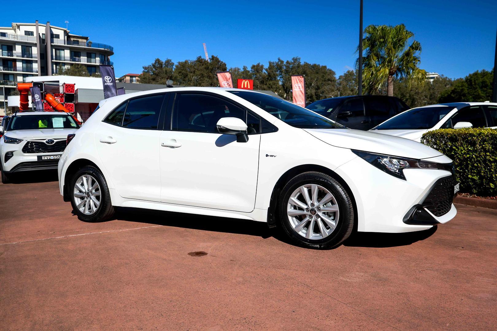 2024 Toyota Corolla Ascent Sport in White