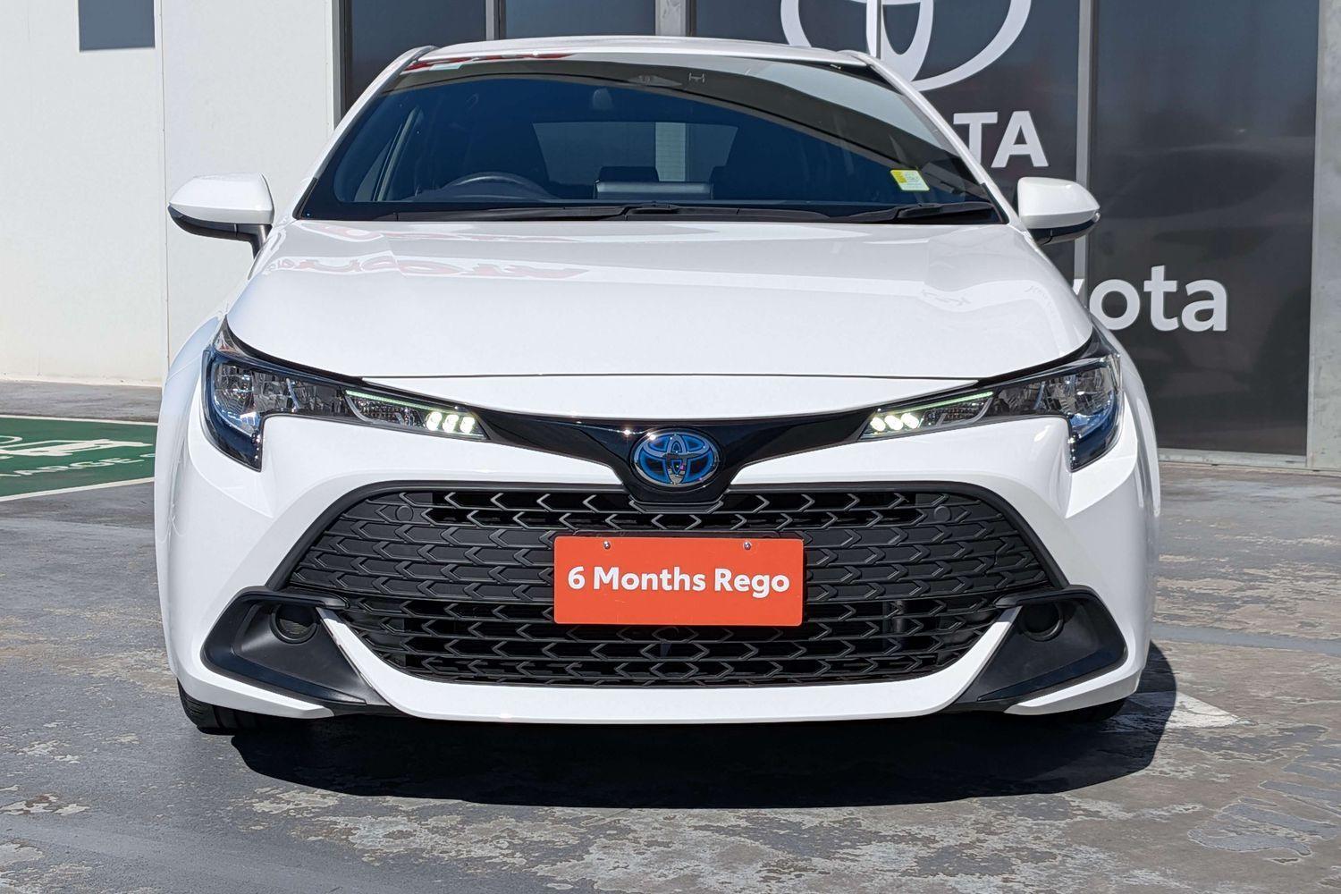 2024 Toyota Corolla Ascent Sport in White