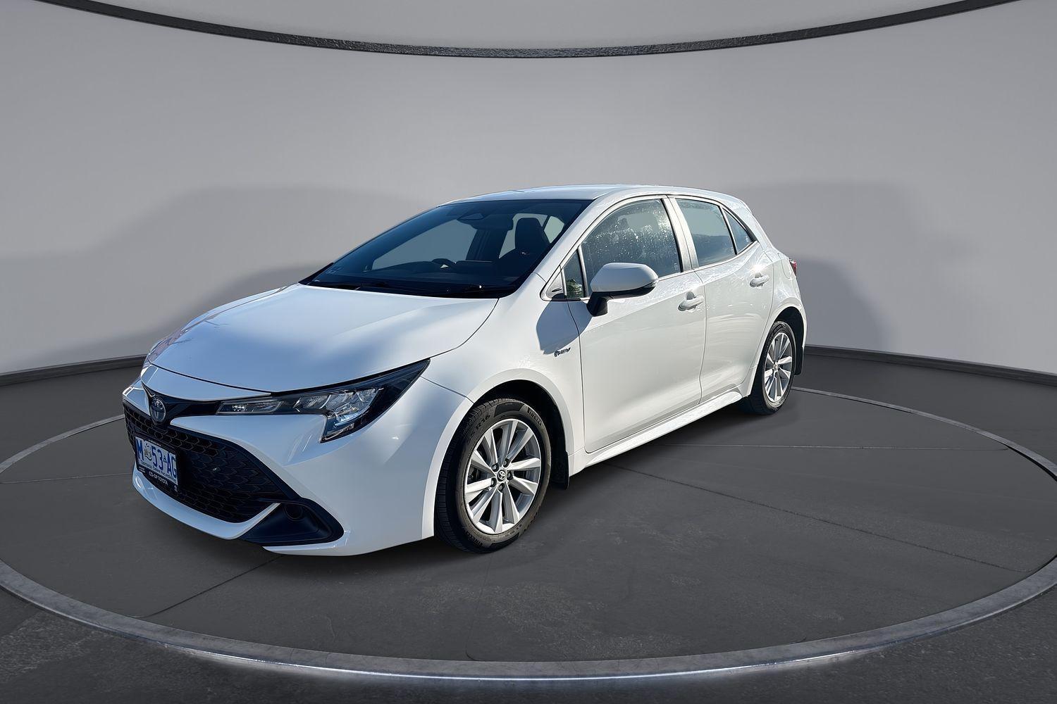 2024 Toyota Corolla Ascent Sport in White