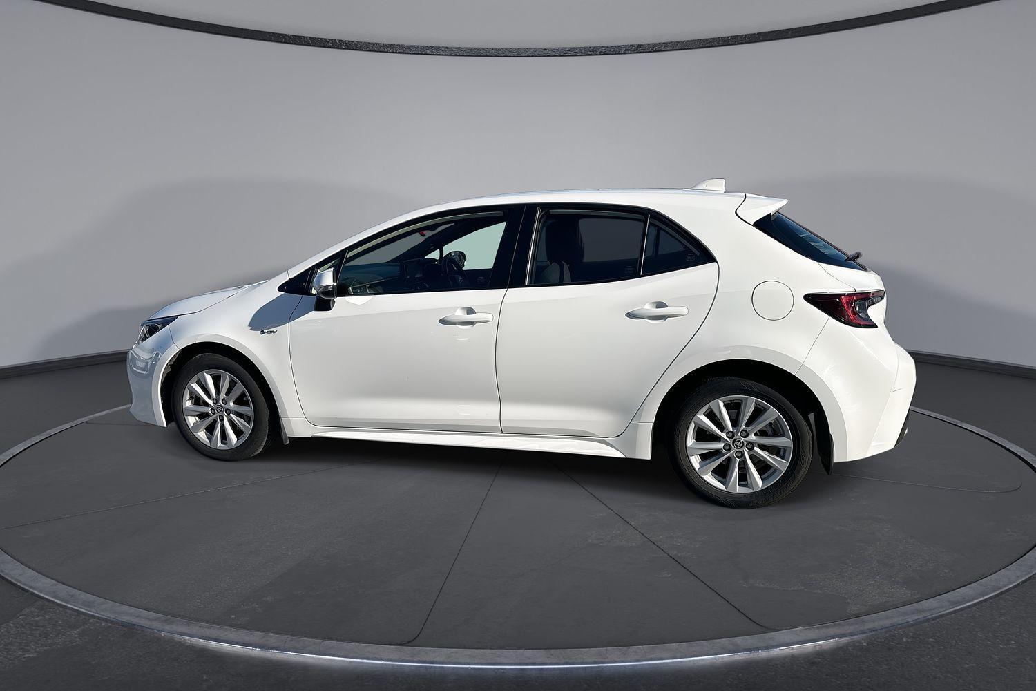 2024 Toyota Corolla Ascent Sport in White