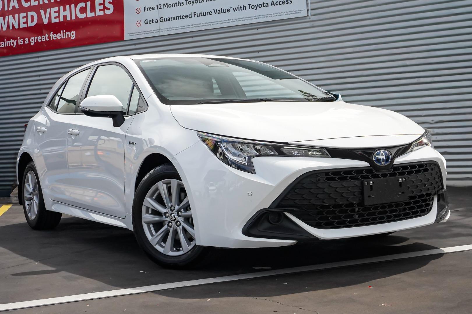 2025 Toyota Corolla Ascent Sport in White