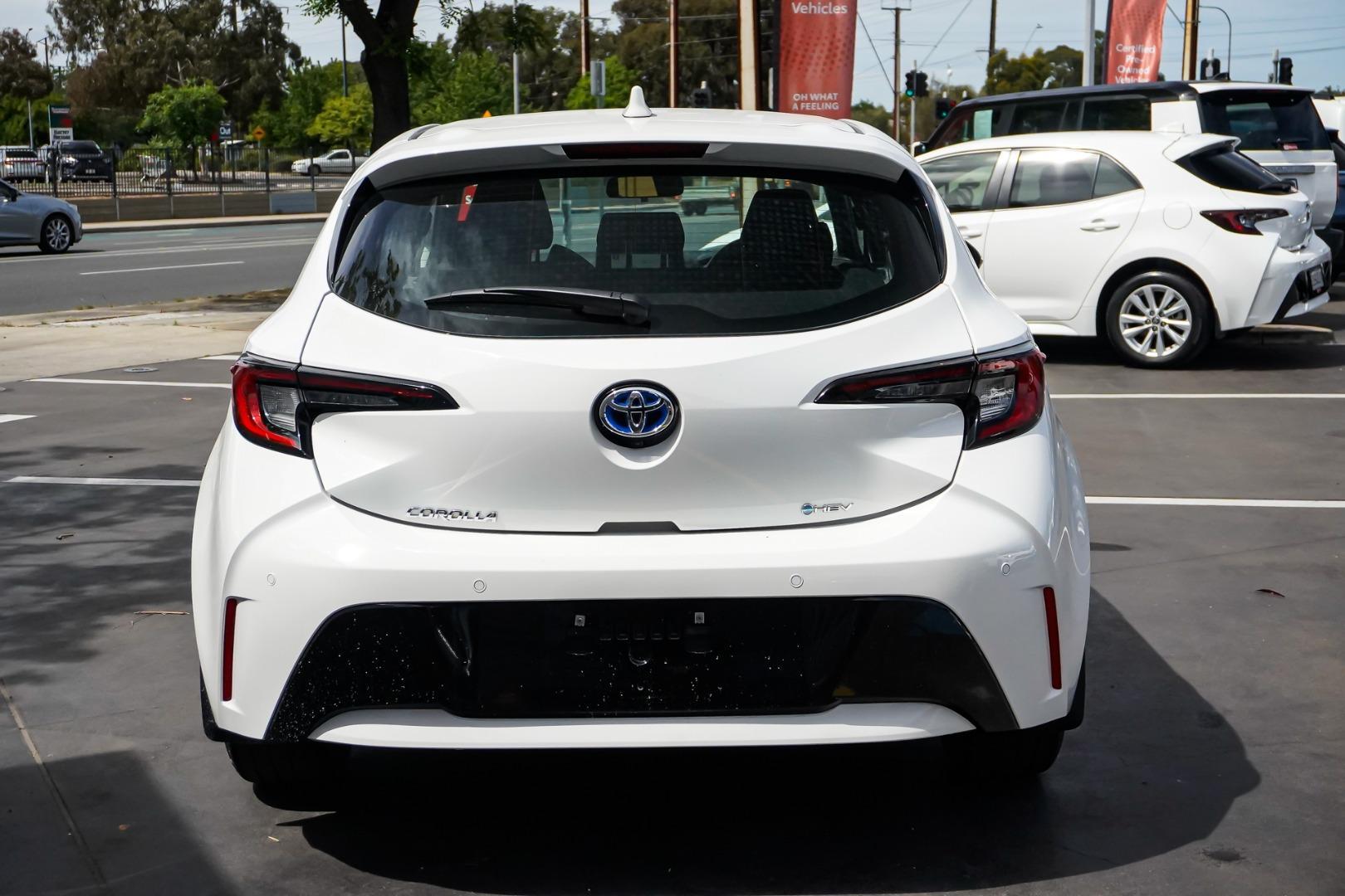 2025 Toyota Corolla Ascent Sport in White