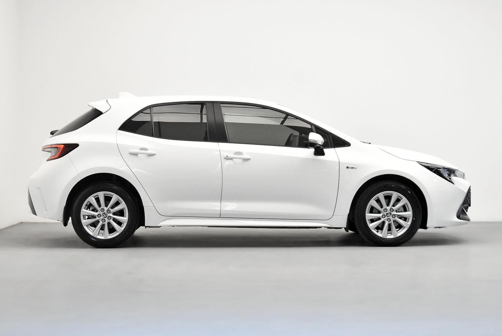 2025 Toyota Corolla Ascent Sport in White