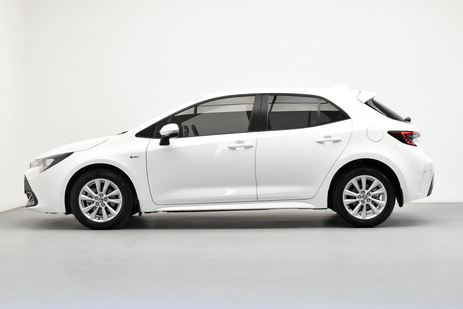 2025 Toyota Corolla Ascent Sport in White