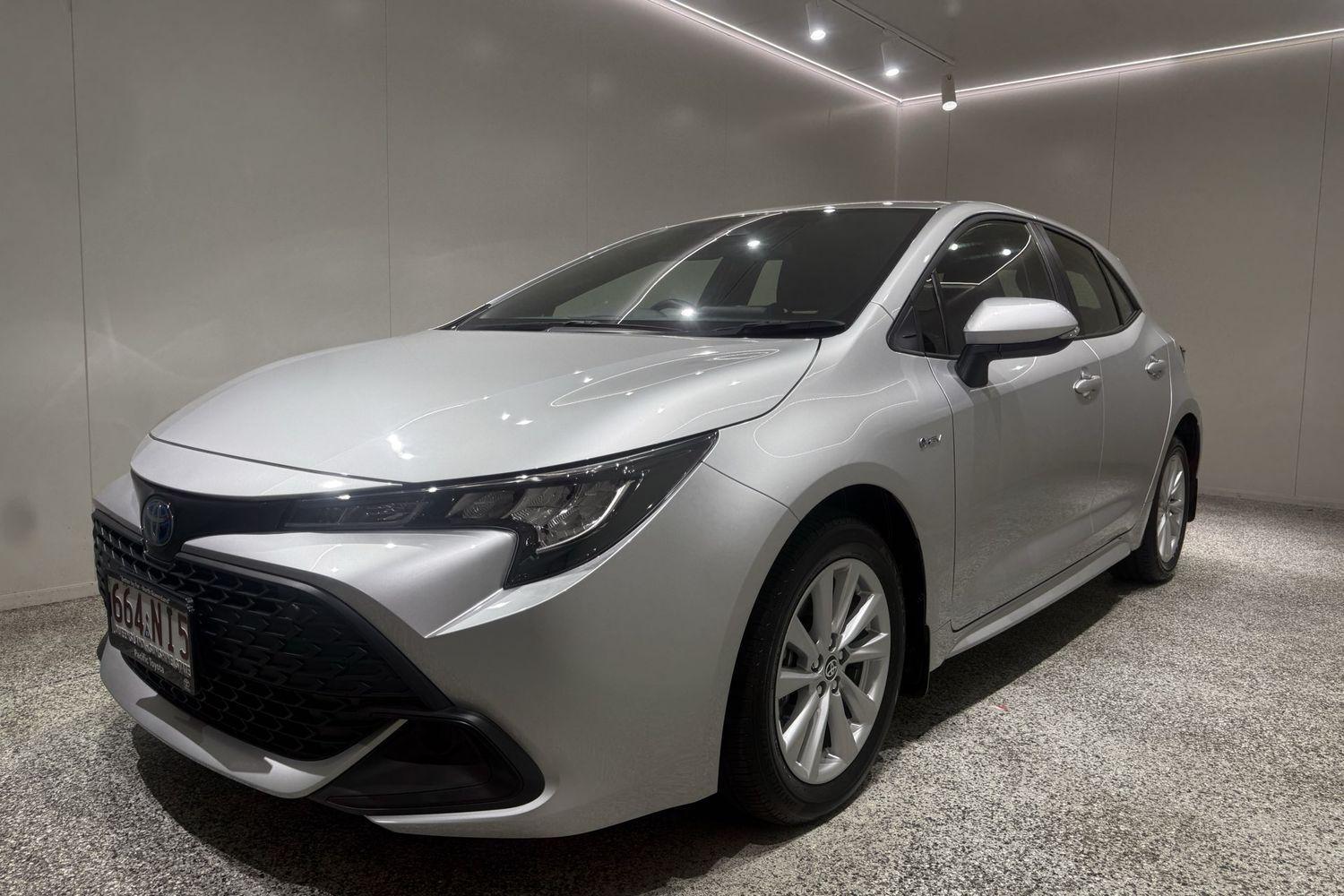 2025 Toyota Corolla Ascent Sport in Silver