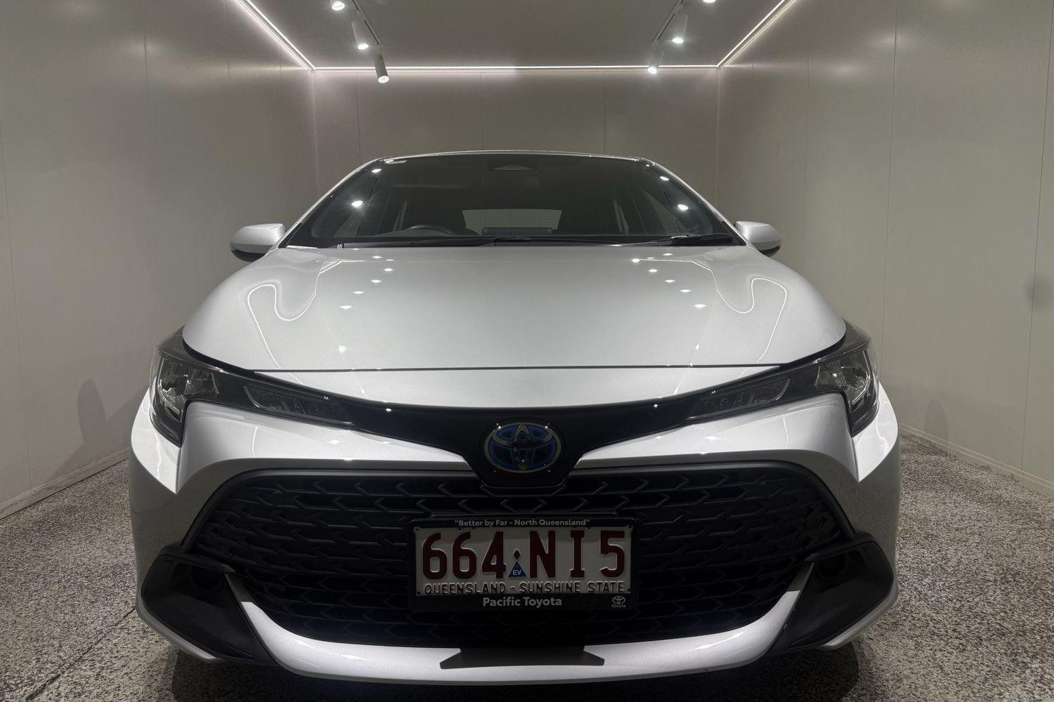 2025 Toyota Corolla Ascent Sport in Silver