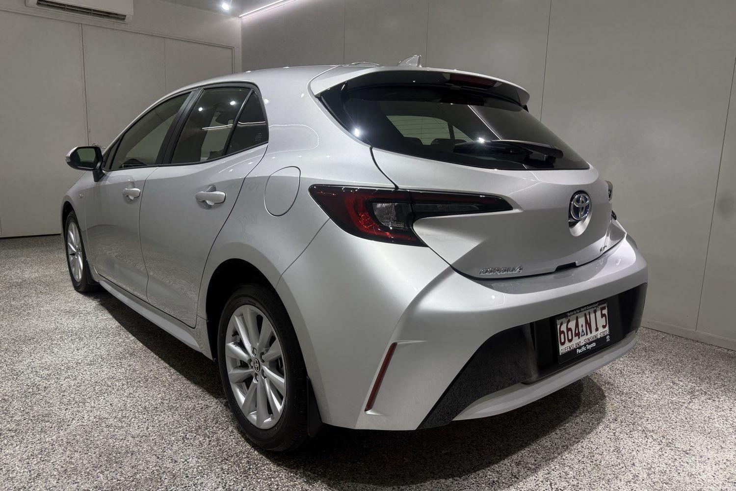 2025 Toyota Corolla Ascent Sport in Silver