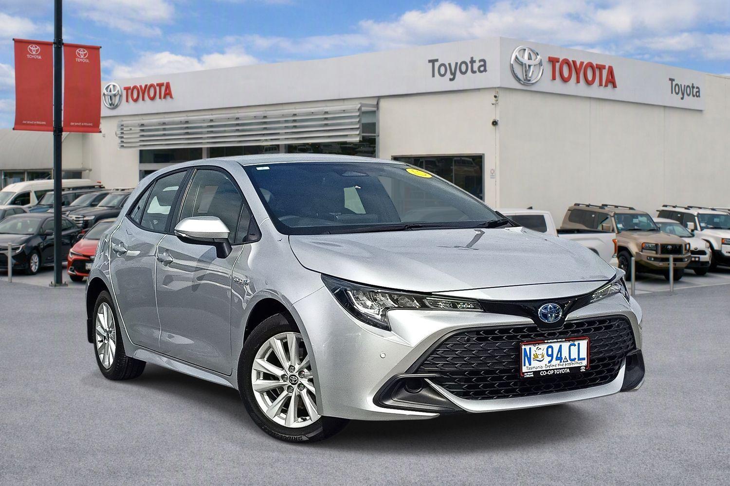 2022 Toyota Corolla Ascent Sport in Silver