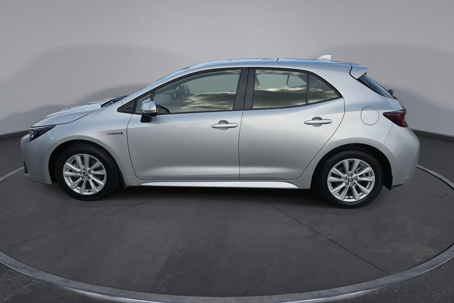 2022 Toyota Corolla Ascent Sport in Silver