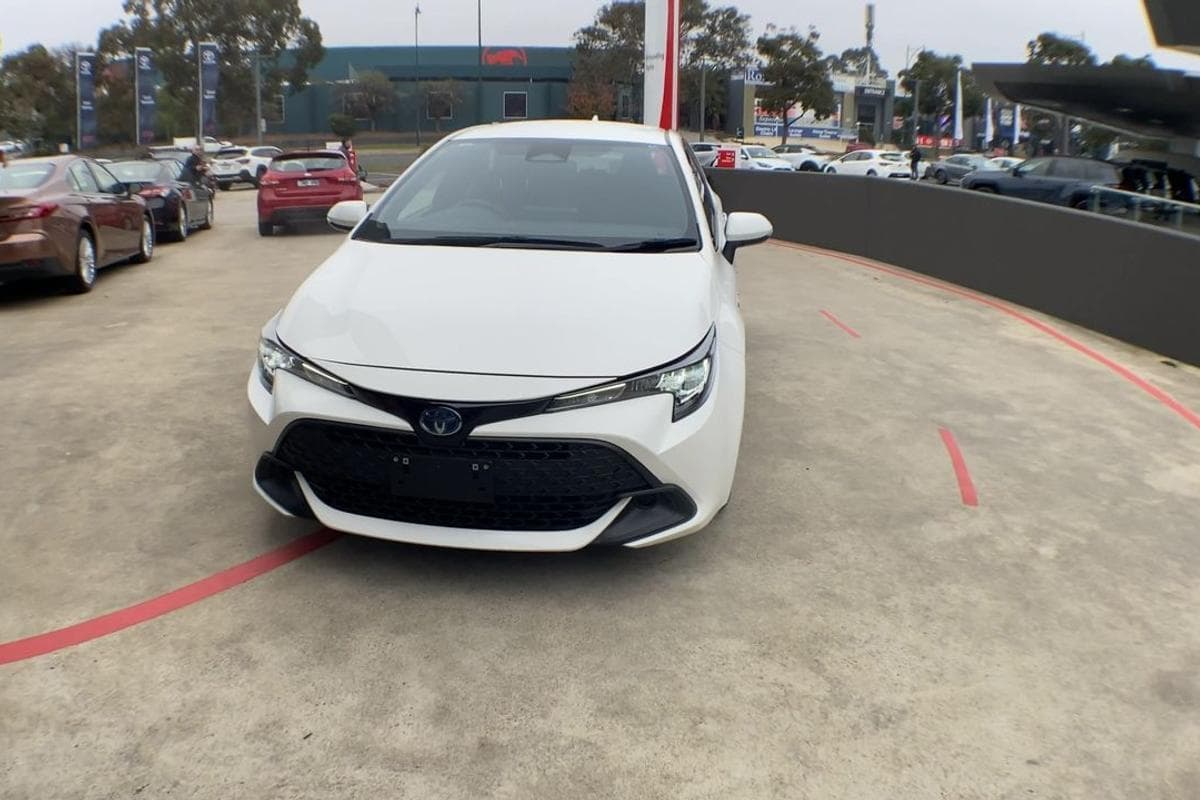2023 Toyota Corolla Ascent Sport in White