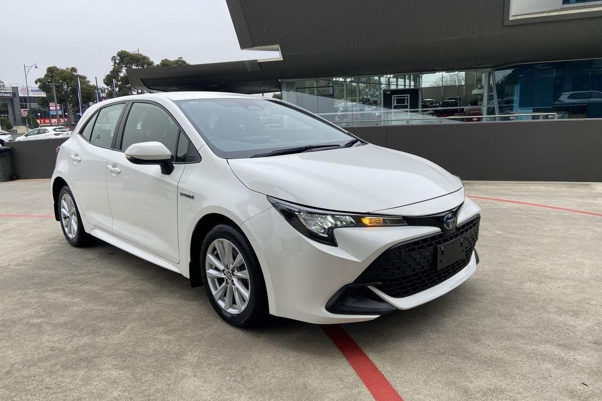2023 Toyota Corolla Ascent Sport in White
