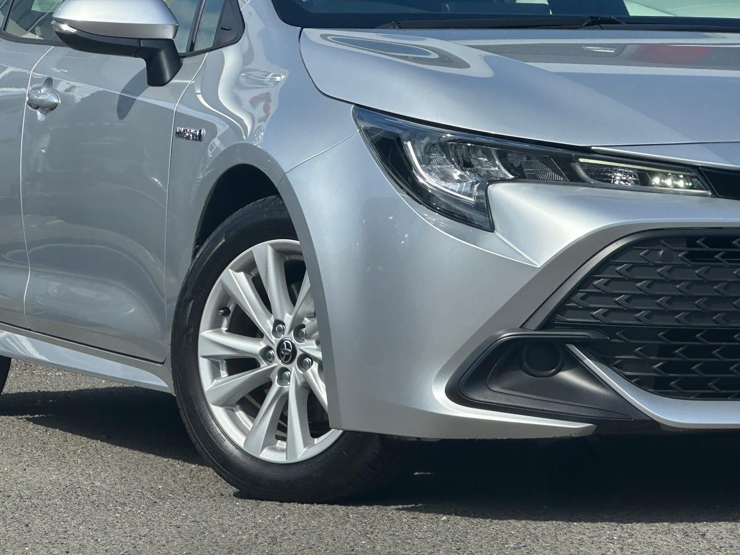 2023 Toyota Corolla Ascent Sport in Silver