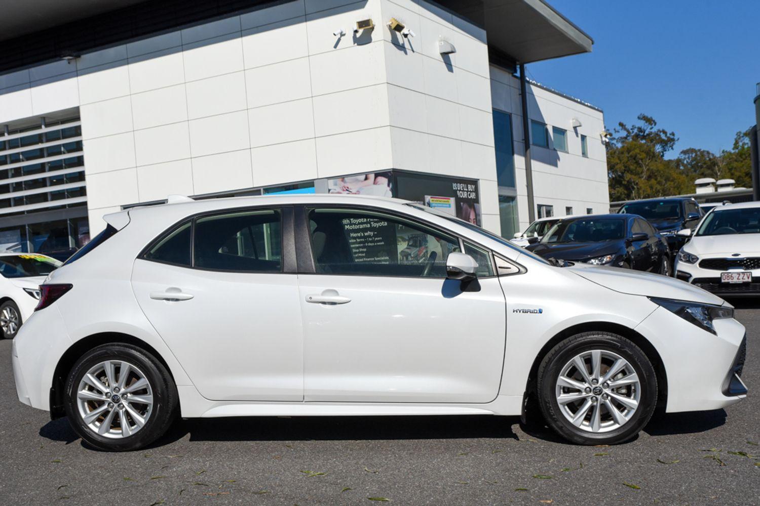 2023 Toyota Corolla Ascent Sport in White
