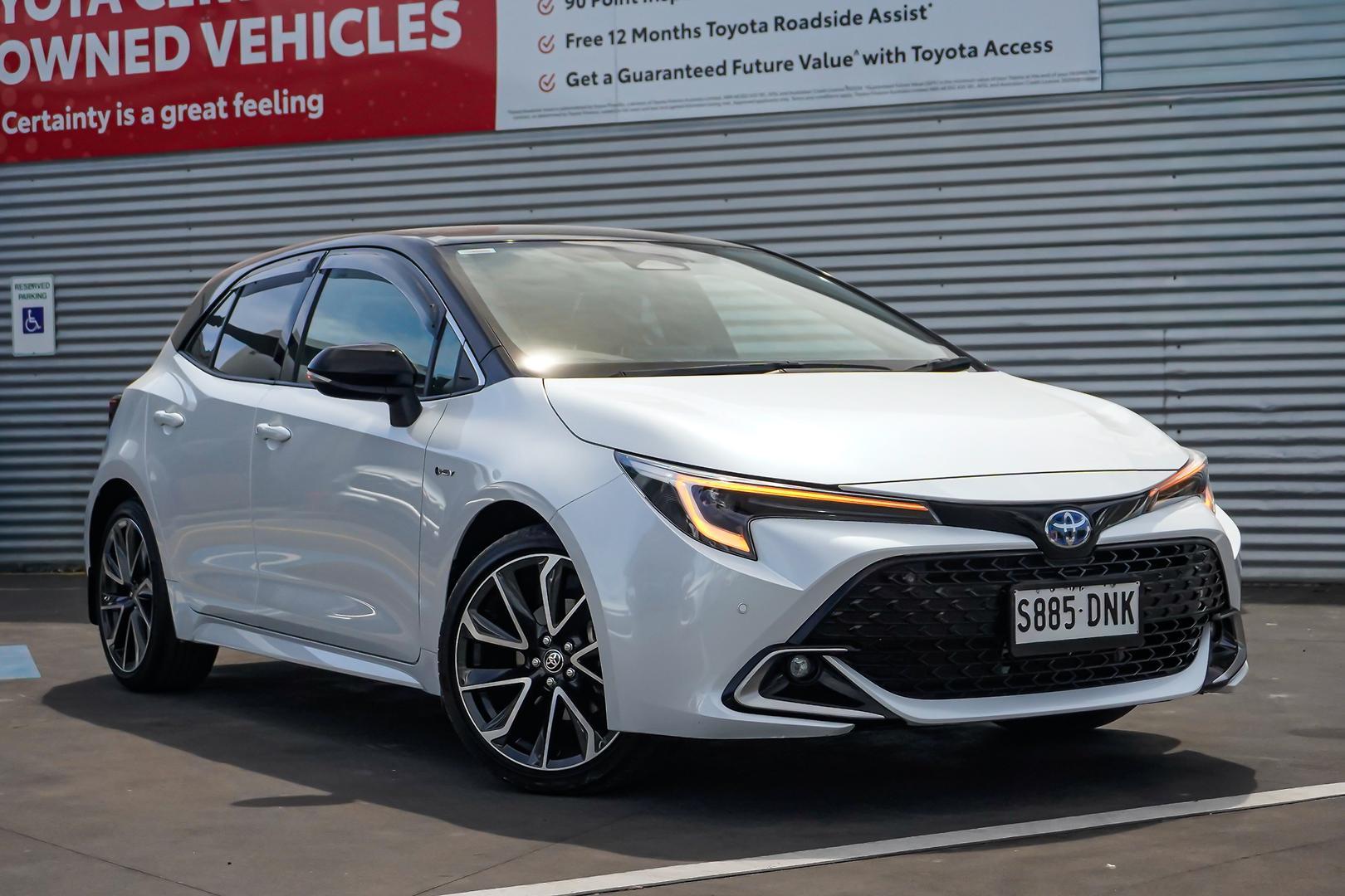 2024 Toyota Corolla ZR in Two Tone White