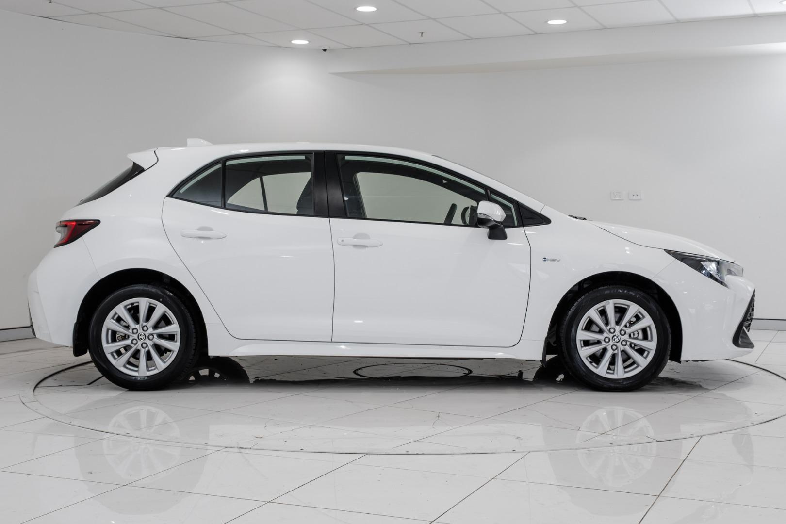2025 Toyota Corolla Ascent Sport in White